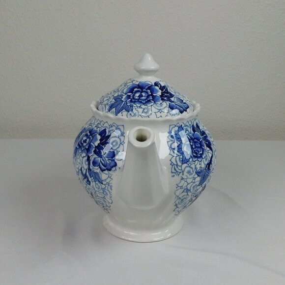 Johnson Brothers Lotus Blue Fine China Floral Swirl Rim Teapot Lid Vintage 1979 - Picture 4 of 12
